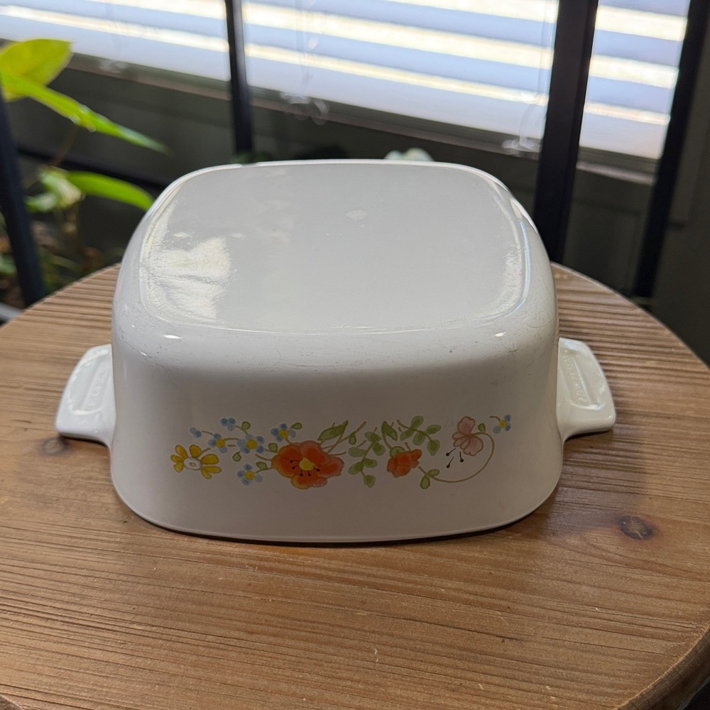 Corningware Wildflower casserole dish 1.5 L - Picture 4 of 5